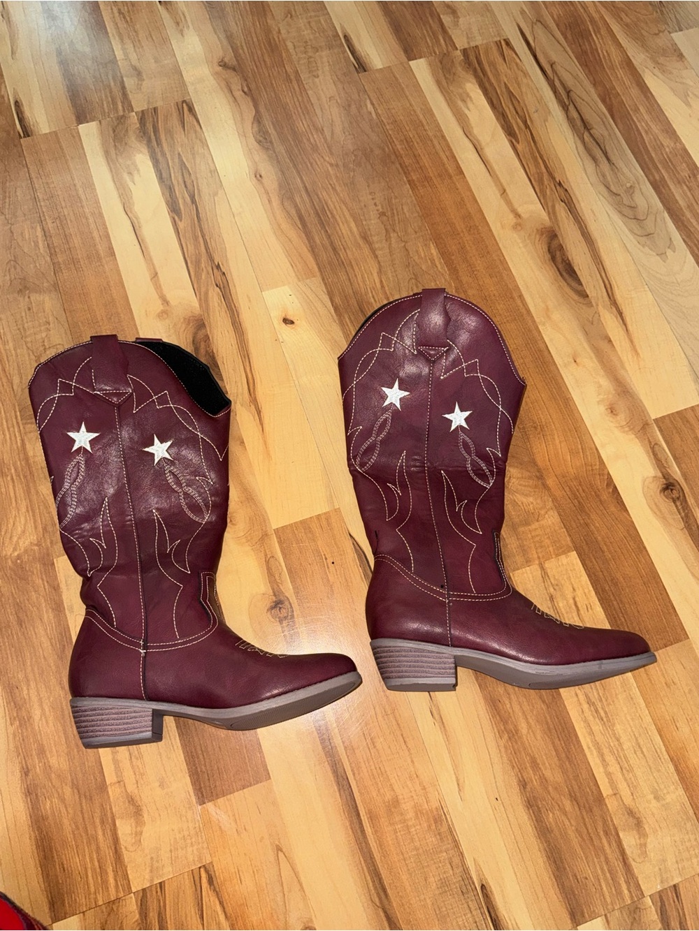 Western Star Stitch Tall Women's Boots - Burgundy